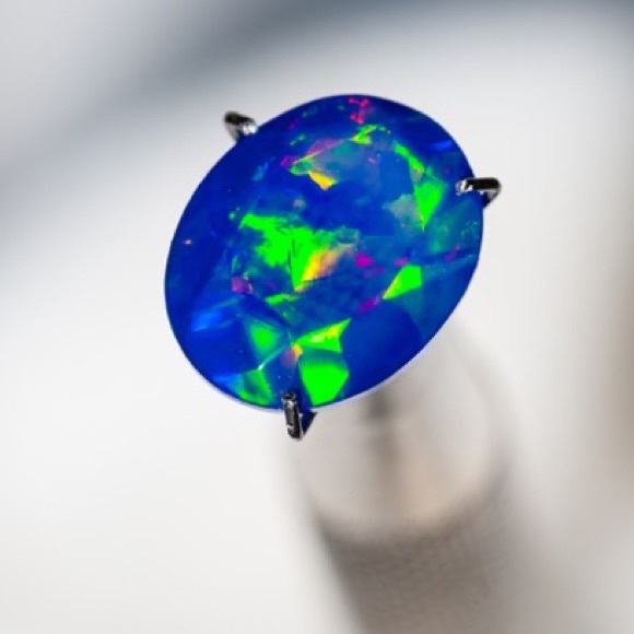 Ethiopian black Opel - Picture 1 of 1